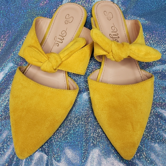 Sandals - Picture 3 of 3